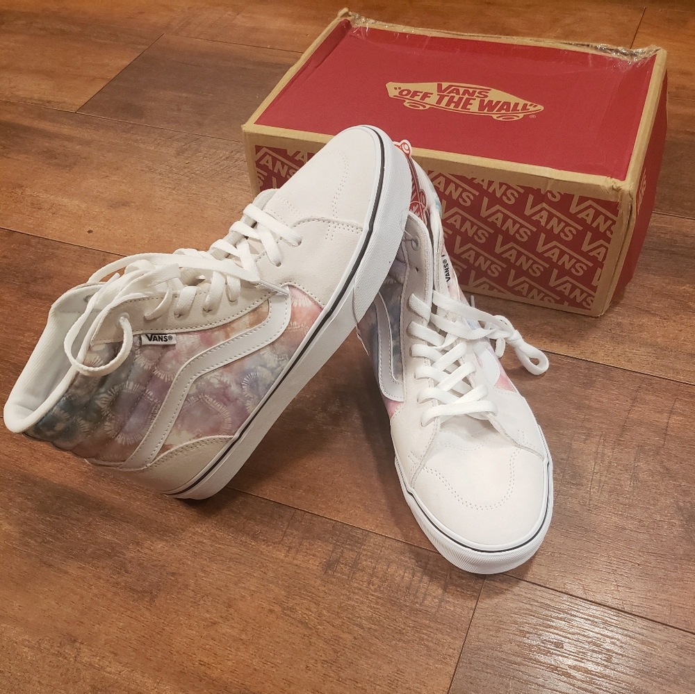 Vans new high top tie dye heart size 11